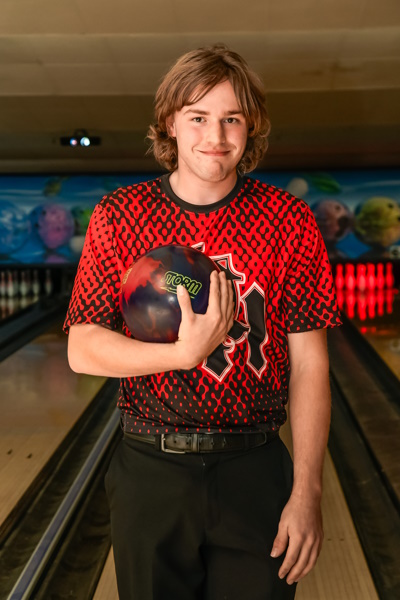 Tanner Iles            Boys' Bowling                         Sr.